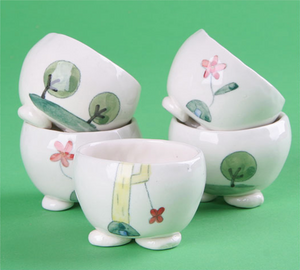 White Storybook - 5 cup set