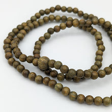 Load image into Gallery viewer, Green Wood 4mm Bracelet