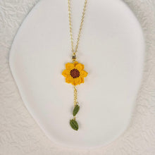 Load image into Gallery viewer, LingStudio - Sunflower Solid Colour Necklace