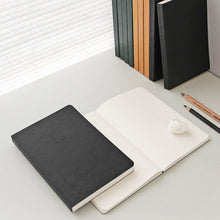 Load image into Gallery viewer, Classic Journal