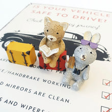 Load image into Gallery viewer, Miniature Animal Vacation Set