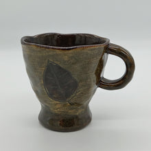 Load image into Gallery viewer, Buncheong Casting Dark Leaf Mug