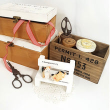Load image into Gallery viewer, Spotted Cats and Bench Set