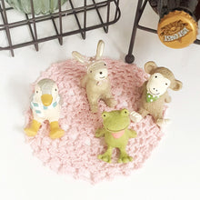 Load image into Gallery viewer, Miniature Sitting Animals