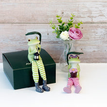 Load image into Gallery viewer, Sitting Frog - Miniature Figure
