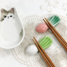 Load image into Gallery viewer, Fresh Turnip Chopstick Rest