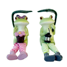 Load image into Gallery viewer, Sitting Frog - Miniature Figure
