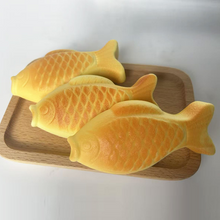 Load image into Gallery viewer, Bungeoppang Squishy
