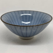 Load image into Gallery viewer, Blue Striped Tea Bowl Cup