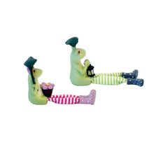 Load image into Gallery viewer, Sitting Frog - Miniature Figure