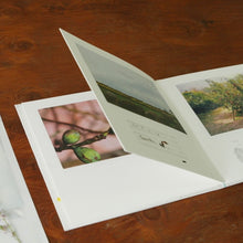 Load image into Gallery viewer, 4x6 EDITO.REAL PHOTOBOOK