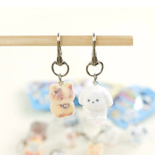 Load image into Gallery viewer, Floky Animal Random Keyring