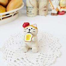 Load image into Gallery viewer, Miniature Clay Bread Cats