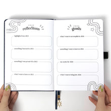 Load image into Gallery viewer, 2024 Doodle Planner - AmandaRachLee