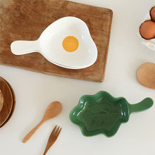 Load image into Gallery viewer, Handle Plate 2P Set - 07 Kale &amp; Egg Fry