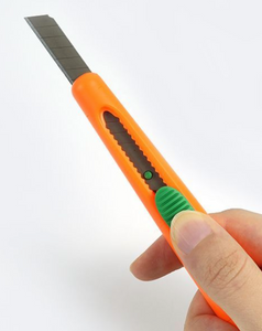 Carrot Friends Mini Retractable Knife Set