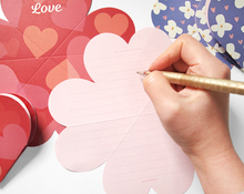 Load image into Gallery viewer, Heart Clover Folding Stationery