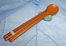 Load image into Gallery viewer, Celadon  Sparrow 5P Chopstick Rest Set