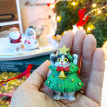 Load image into Gallery viewer, Meowy Christmas - Miniature Cat Figurines