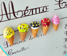 Load image into Gallery viewer, Ice Cream Cone Magnets - 5 Piece Set