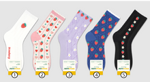 Load image into Gallery viewer, Strawberry Socks - Crew