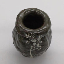 Load image into Gallery viewer, White Tree Vase - Medium Thick Mouth Brown