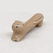 Load image into Gallery viewer, Pastel Cat Chopstick Rest