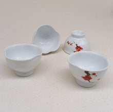 Load image into Gallery viewer, White Porcelain Plum Blossom Cup Set