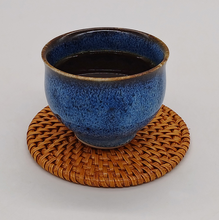 Load image into Gallery viewer, Round Rattan Woven Coaster