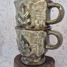 Load image into Gallery viewer, Buncheong Casting Dark Leaf Mug