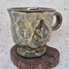 Load image into Gallery viewer, Buncheong Casting Dark Leaf Mug