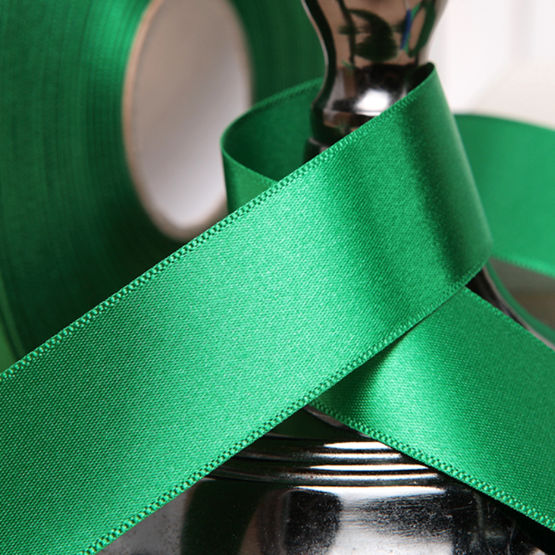 Satin Ribbon - Kelly Green (37)