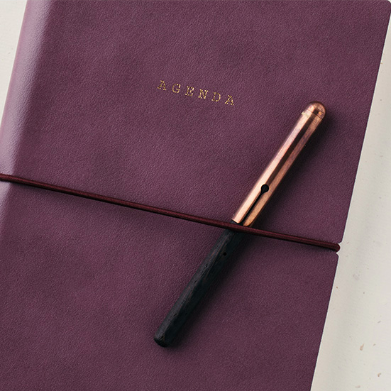 Agenda DIARY - Large - Version 13 (Undated)