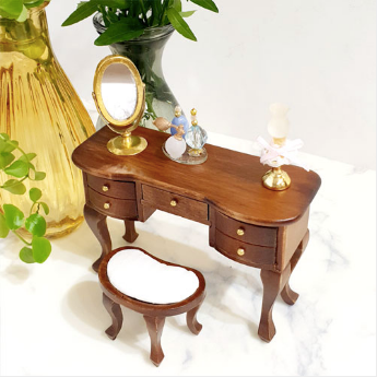 Miniature Classic Wood Vanity Set