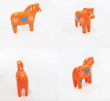 Load image into Gallery viewer, Miniature Dala Horses