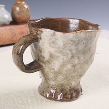 Load image into Gallery viewer, Buncheong Casting Dark Leaf Mug
