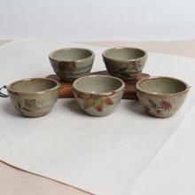 Load image into Gallery viewer, Buncheong Hwamun Oinzan Cup Set