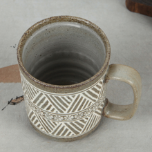 Load image into Gallery viewer, Buncheong Comb Mug
