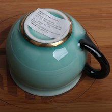 Load image into Gallery viewer, Round Plum Handle Mini Cup