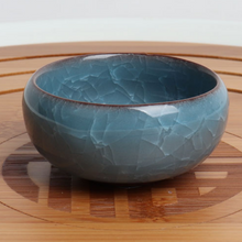 Load image into Gallery viewer, Icy Crackle Ceramic Dish