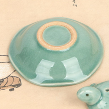 Load image into Gallery viewer, Celadon Turtle Incense Holder with Plate