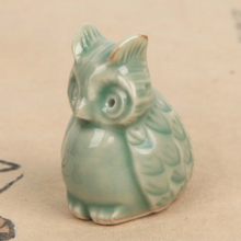Load image into Gallery viewer, Celadon Owl Incense Holder