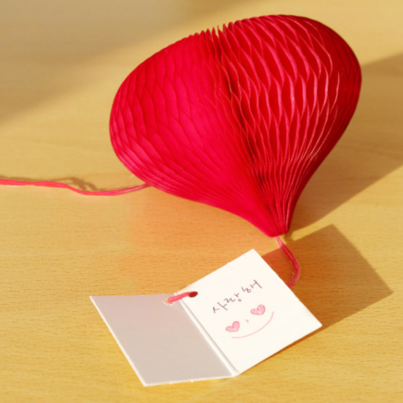Honeycomb Ornament Card - Heart