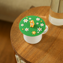 Load image into Gallery viewer, Jelly Bear - Silicone Mug Lid - Flower Mango