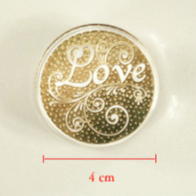 Load image into Gallery viewer, Crystal Round Stamp