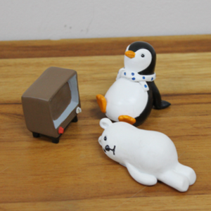 Penguin and Polar Bear - Watching TV