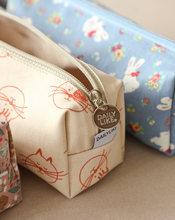 Load image into Gallery viewer, Cotton Strap Pen Case
