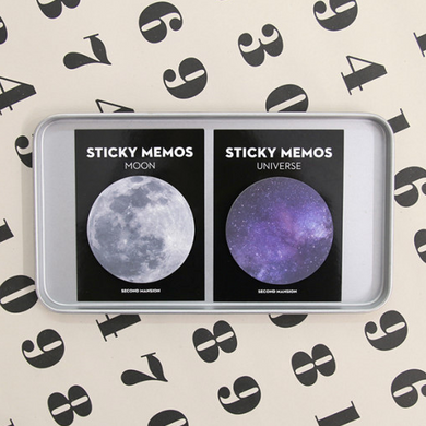 Circular Sticky Memo - Universe